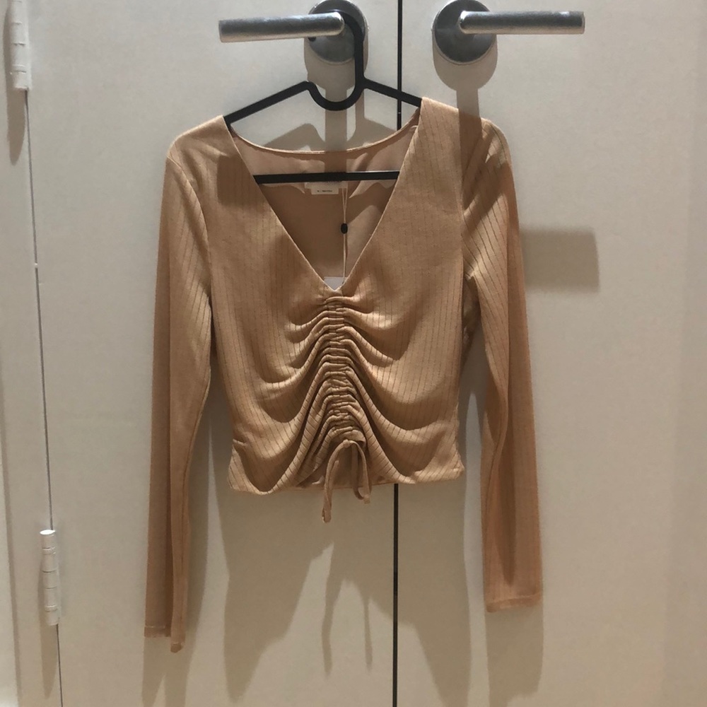 Lovers and friends crop long sleeve top size xs NWT.